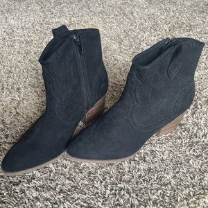 Western Style Black Booties
